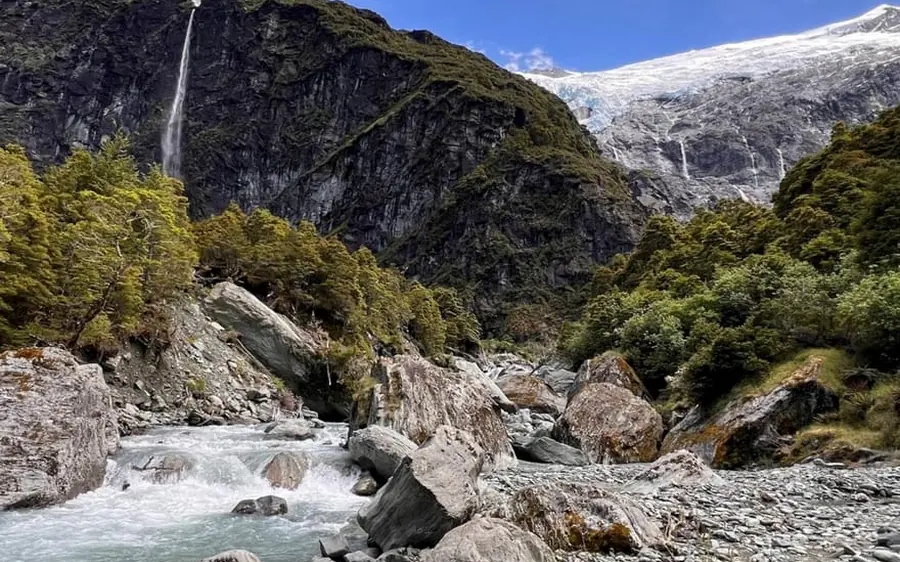 Wānaka: Private Rob Roy Glacier Guided Hike Lunch